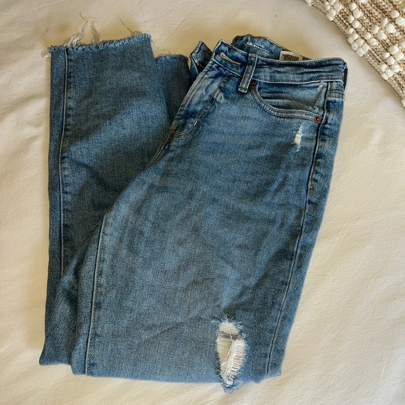 High Rise Jeans - Picture 3 of 3